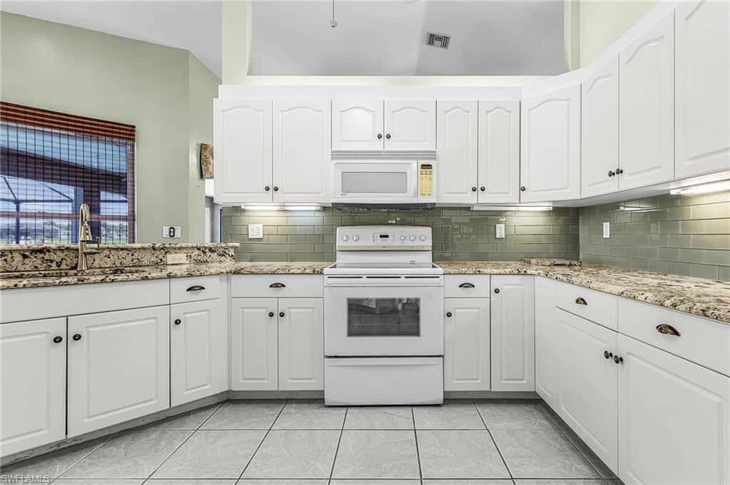 1137 37th St, Cape Coral, photo 5