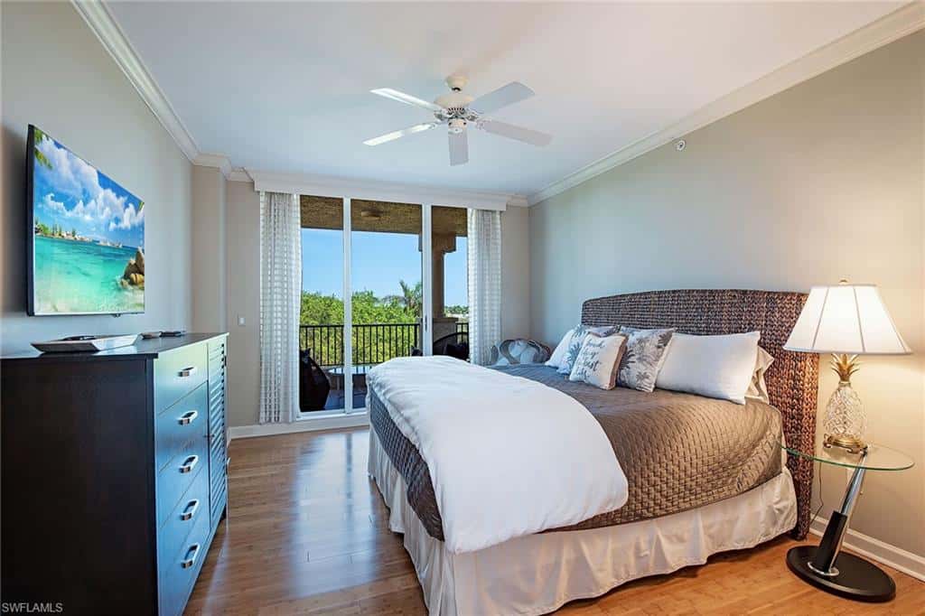 8990 Bay Colony Dr #403, Naples, photo 8