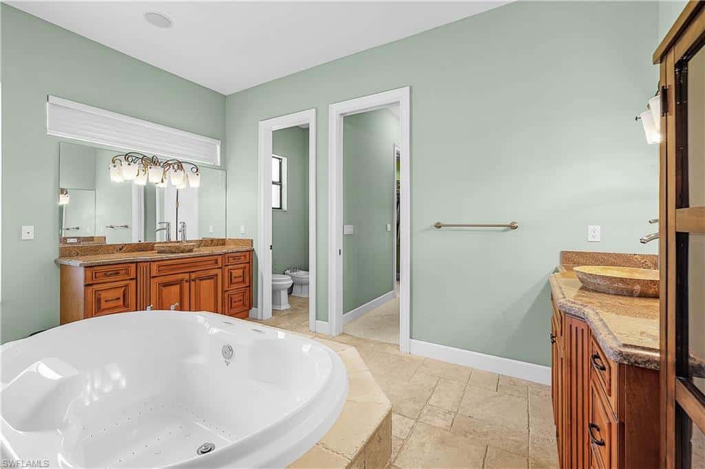 12130 Shoreview Dr, Matlacha, photo 35