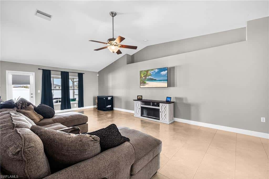 1417 16th Pl, Cape Coral, photo 5