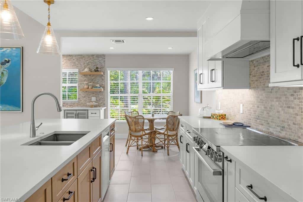 283 Palm Lake Dr, Sanibel, photo 39