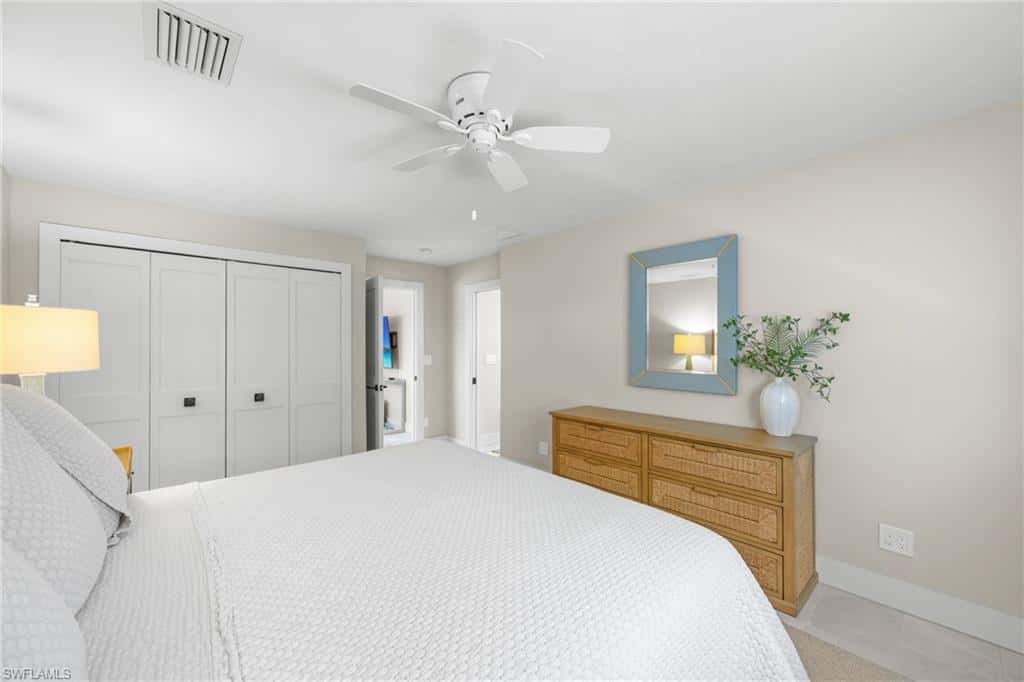 283 Palm Lake Dr, Sanibel, photo 18