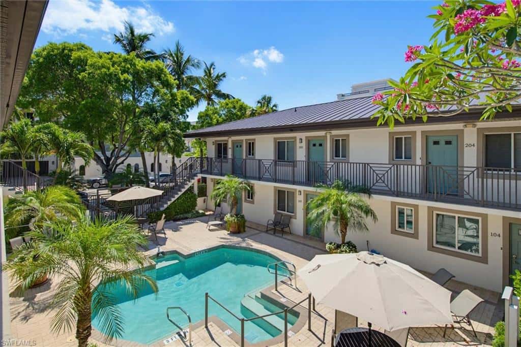 480 5th St #202, Naples, photo 4