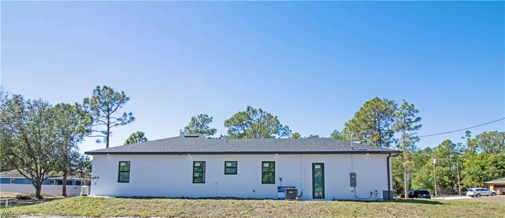 2915 49th St, Lehigh Acres, photo 48