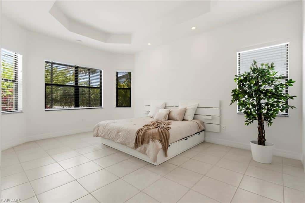 4715 Kensington Cir, Naples, photo 6