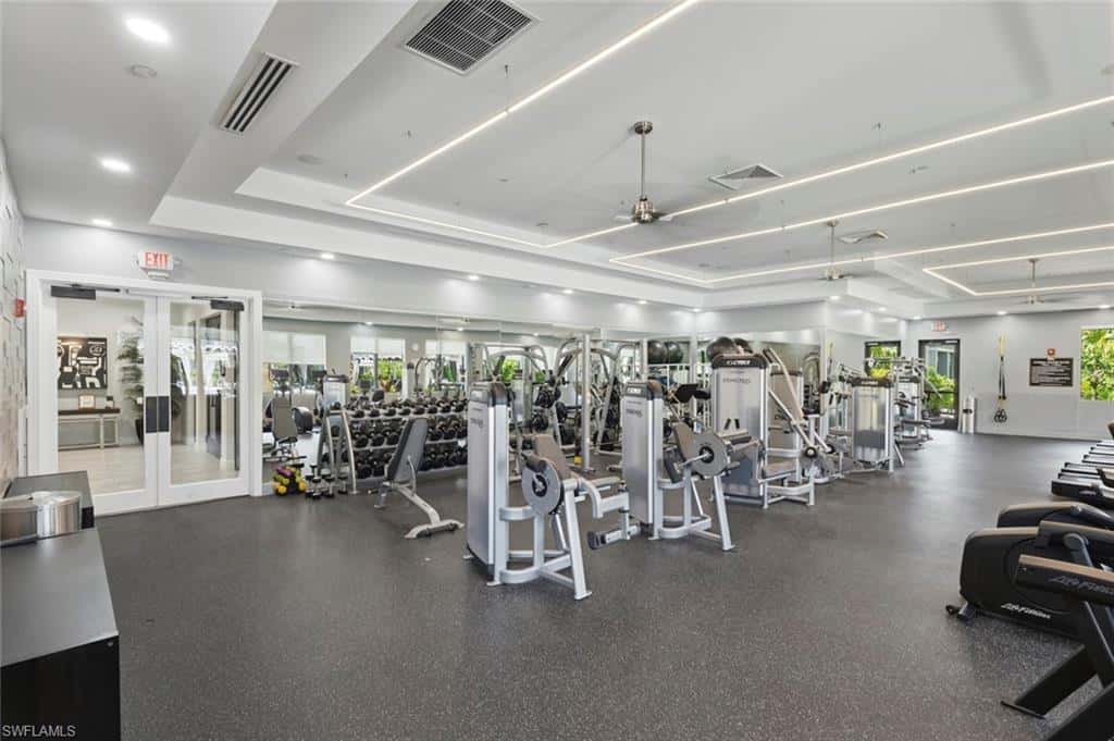 4715 Kensington Cir, Naples, photo 38