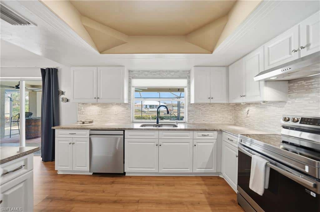 515 Gleason Pkwy, Cape Coral, photo 6