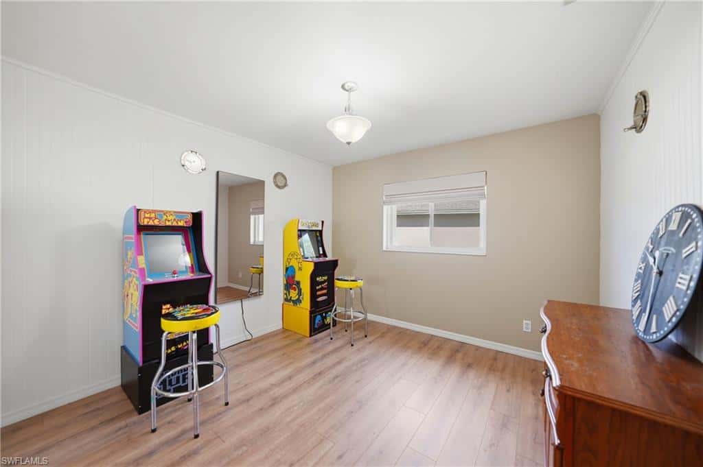 515 Gleason Pkwy, Cape Coral, photo 11