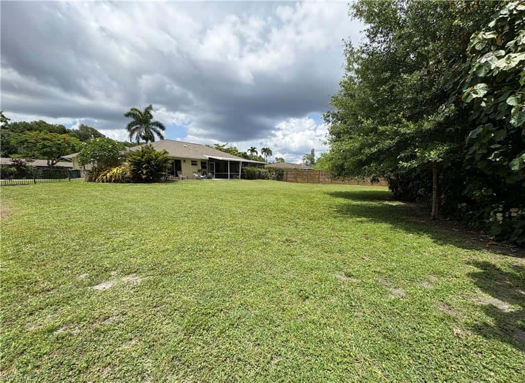 5232 Raintree Ln, Naples, photo 39