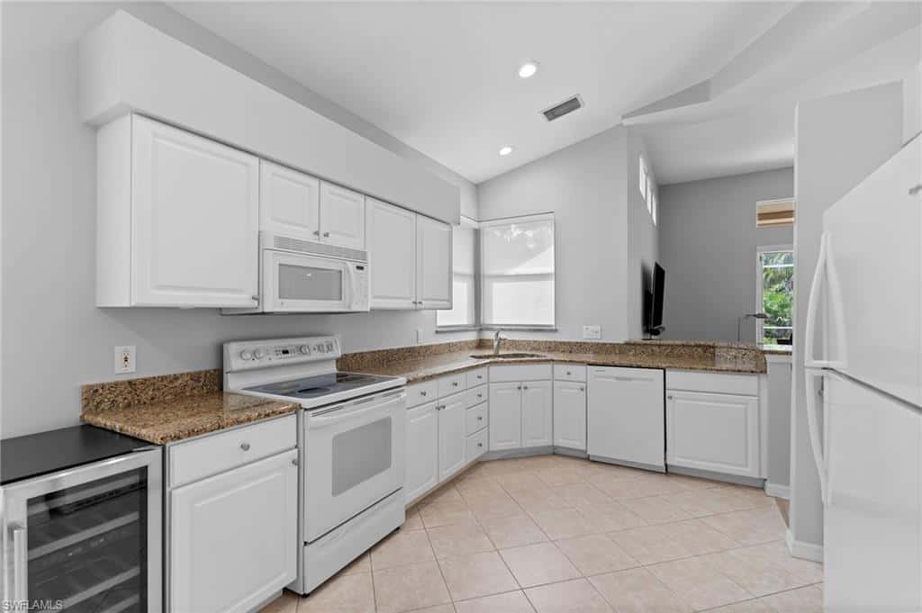 1717 Winding Oaks Way, Naples, photo 12
