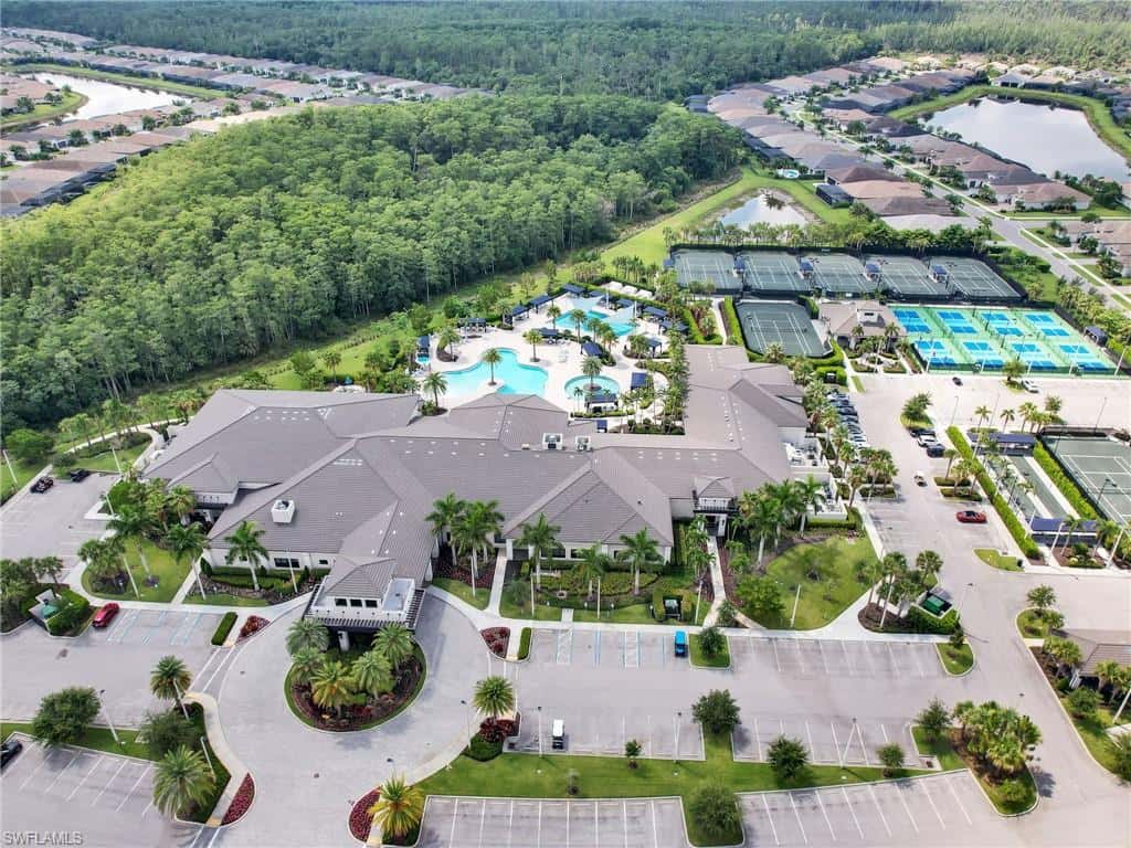 28510 Wharton Dr, Bonita Springs, photo 45