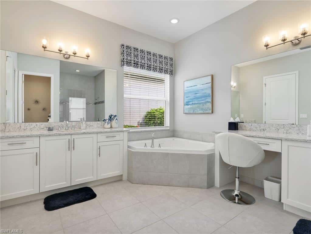 28510 Wharton Dr, Bonita Springs, photo 29