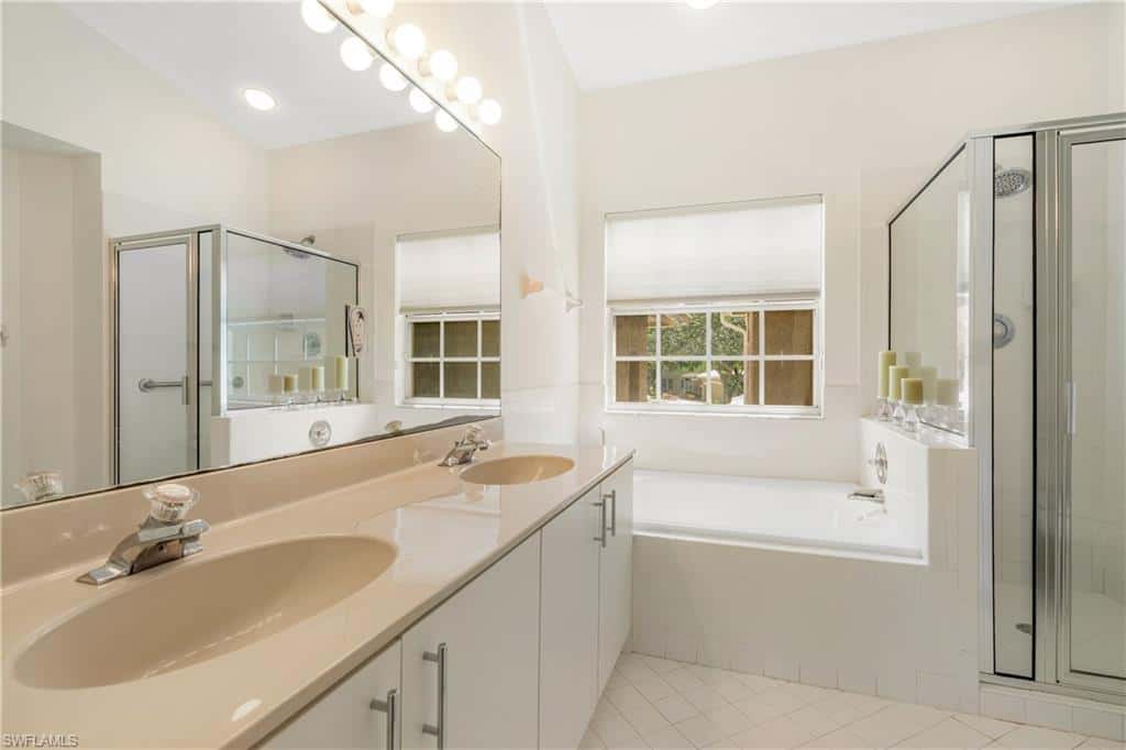 24736 Lakemont Cove Ln #201, Bonita Springs, photo 5