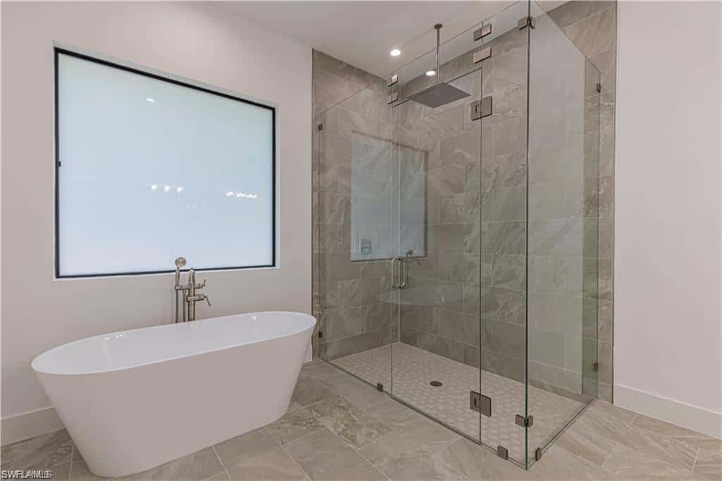 3098 Pine Tree Dr, Naples, photo 10