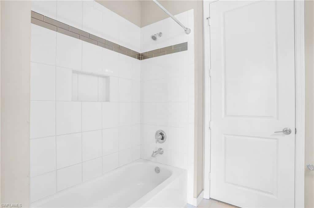4420 Aurora St, Naples, photo 37
