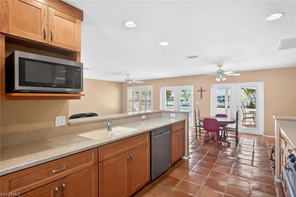 12279 Matlacha Blvd, Matlacha Isles, photo 13