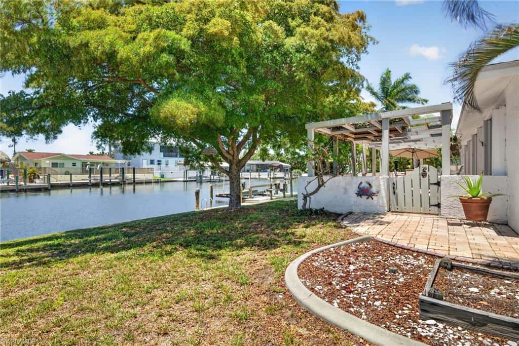 12279 Matlacha Blvd, Matlacha Isles, photo 33