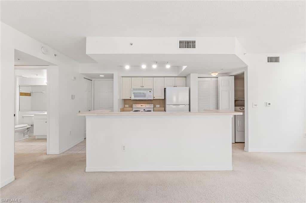 8920 Colonnades Ct #518, Bonita Springs, photo 5