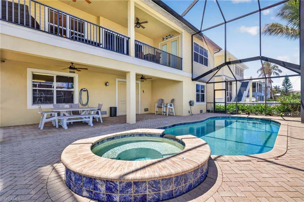 243 Driftwood Ln, Fort Myers Beach, photo 32