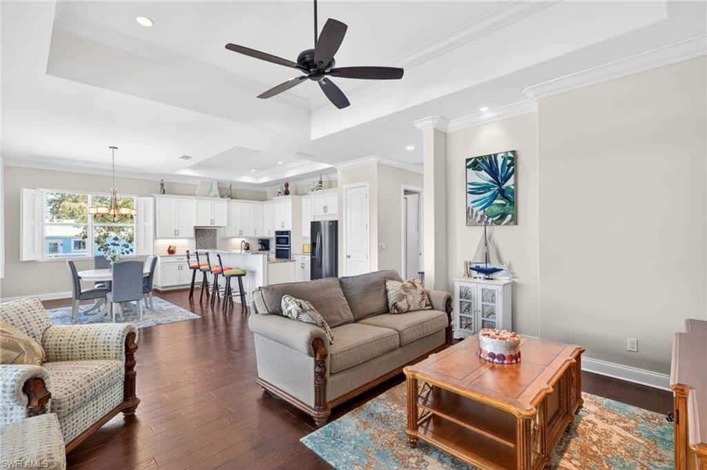 243 Driftwood Ln, Fort Myers Beach, photo 9