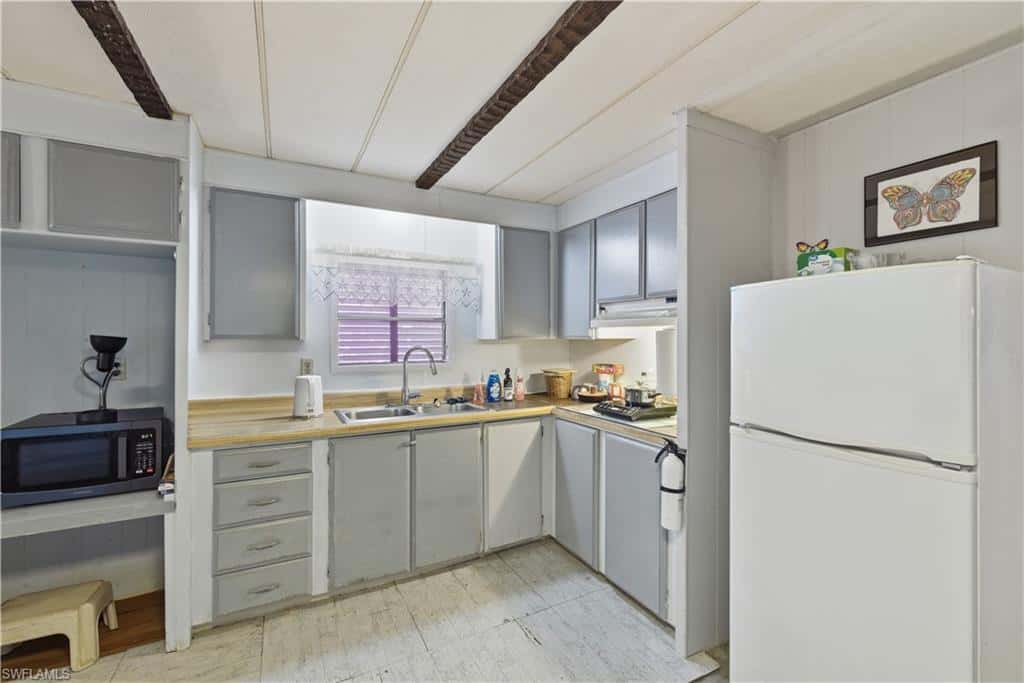 863 Manatee Rd, Naples, photo 10