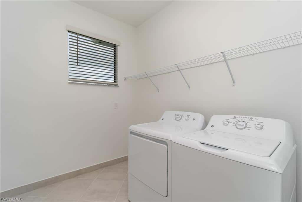 12750 Woodbury Dr, Estero, photo 23