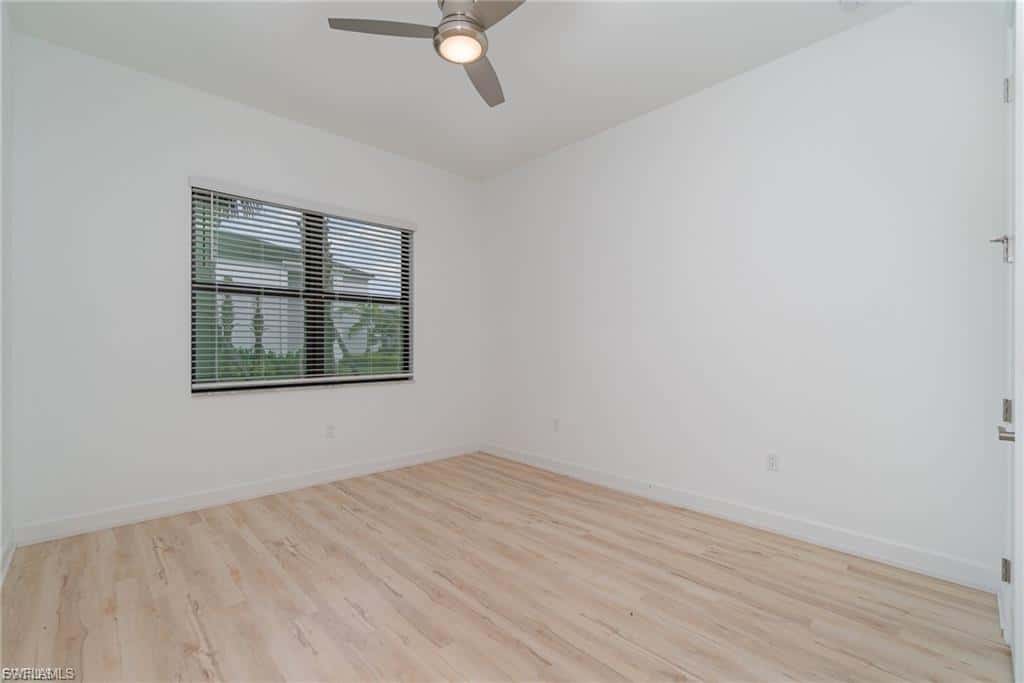 12750 Woodbury Dr, Estero, photo 9