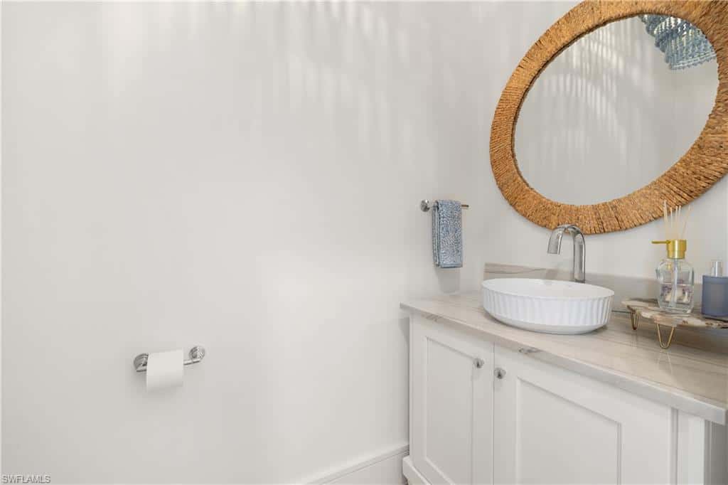 104 Kaula Ln, Bonita Springs, photo 34