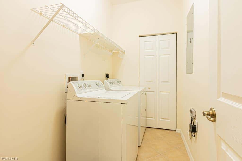 3977 Bishopwood Ct #206, Naples, photo 26