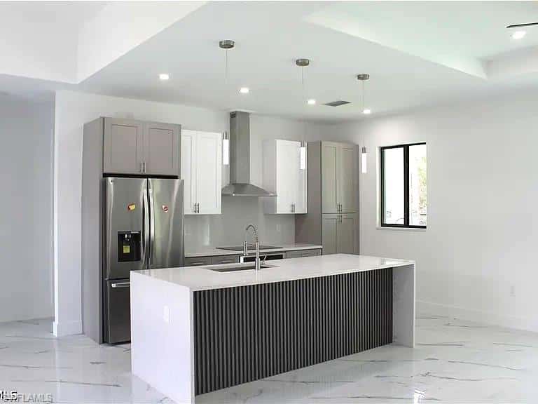2504 2nd St, Lehigh Acres, photo 5