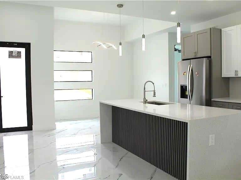 2504 2nd St, Lehigh Acres, photo 10