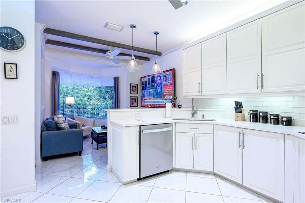 133 Colonade Cir, Naples, photo 13