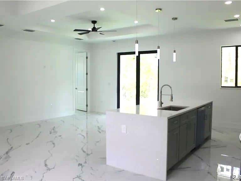 405 15th St, Lehigh Acres, photo 11