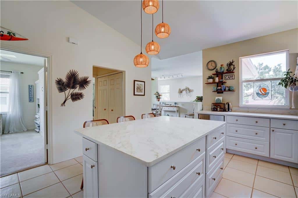 509 Robin Hood Cir #202, Naples, photo 15