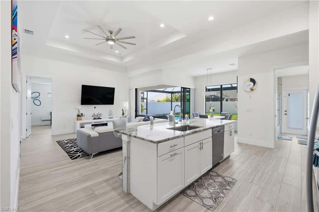 1214 29th Ter, Cape Coral, photo 5