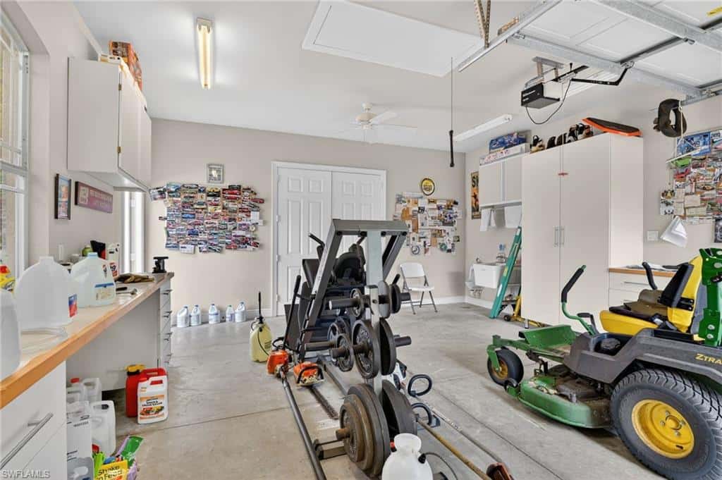 1964 Rialto Way, Alva, photo 42