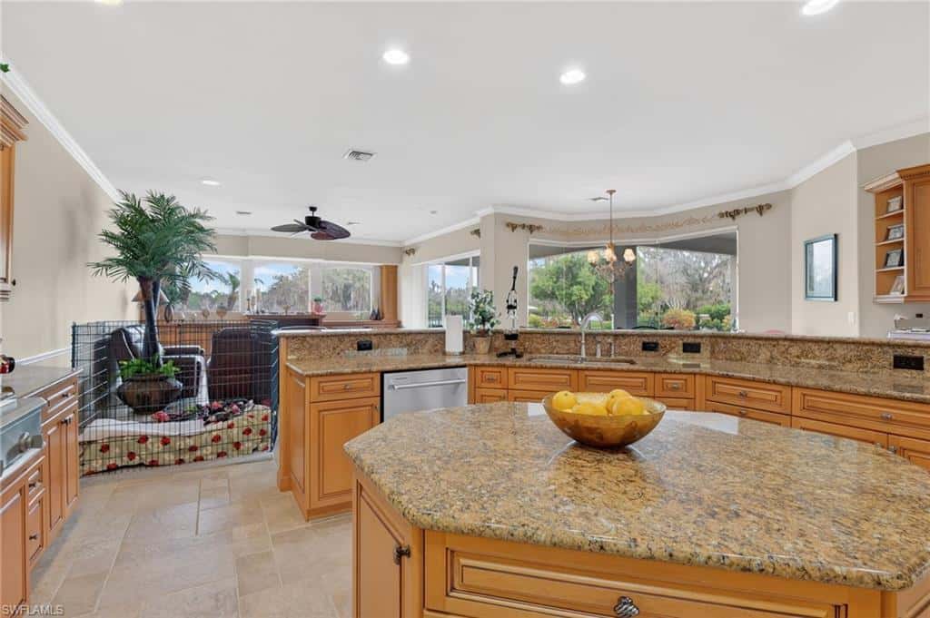 1964 Rialto Way, Alva, photo 15