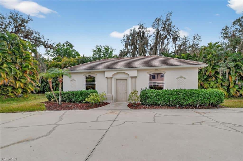 1964 Rialto Way, Alva, photo 39