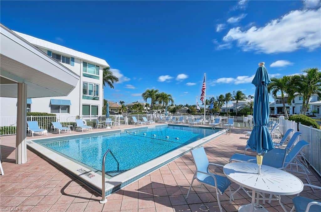 2100 Gulf Shore Blvd #107, Naples, photo 27