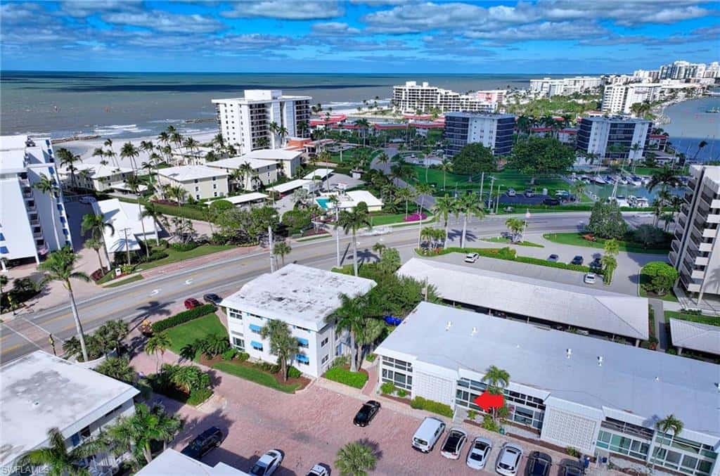 2100 Gulf Shore Blvd #107, Naples, photo 30
