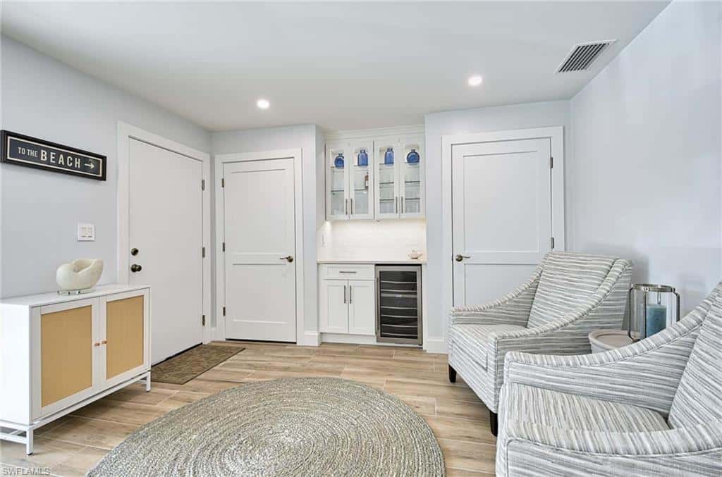 2100 Gulf Shore Blvd #107, Naples, photo 8