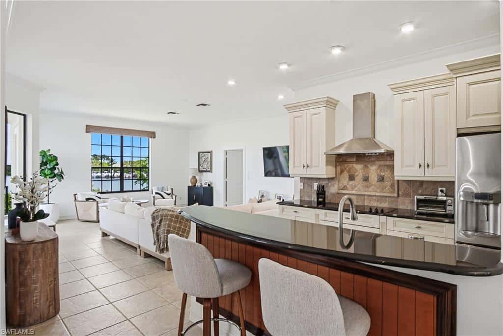 201 San Mateo Dr, Bonita Springs, photo 12
