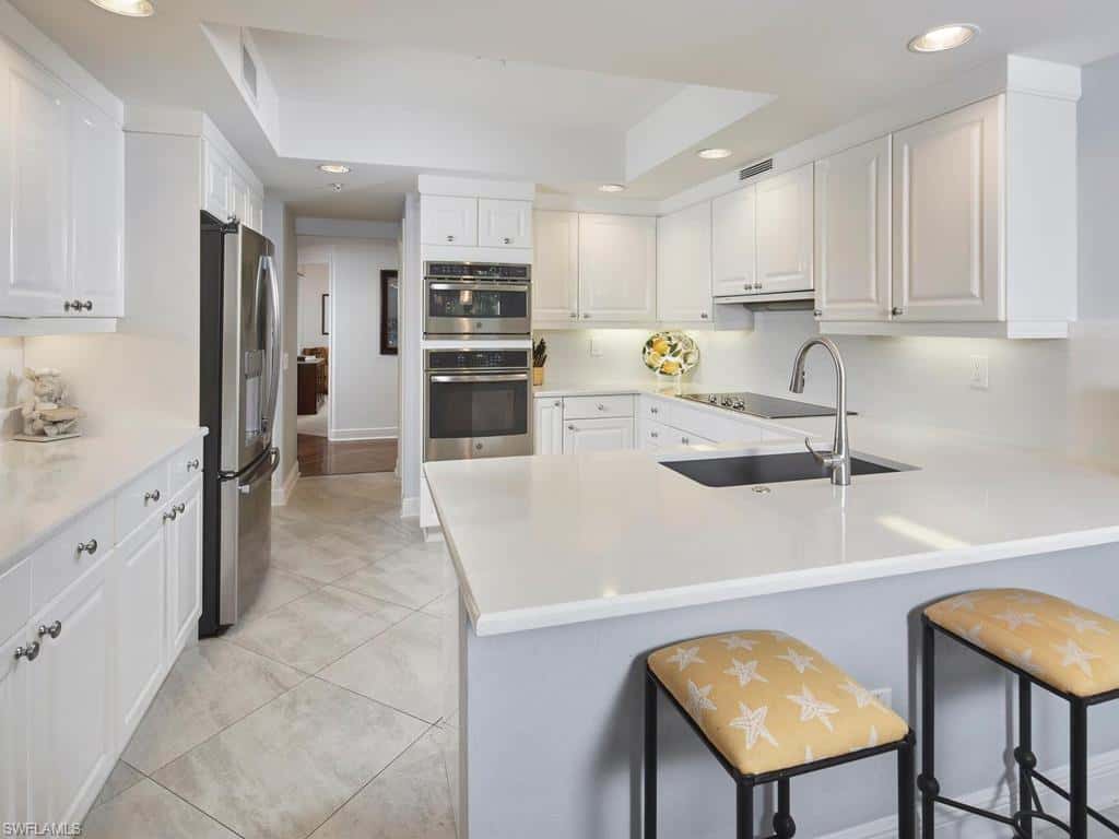7225 Pelican Bay Blvd #203, Naples, photo 7