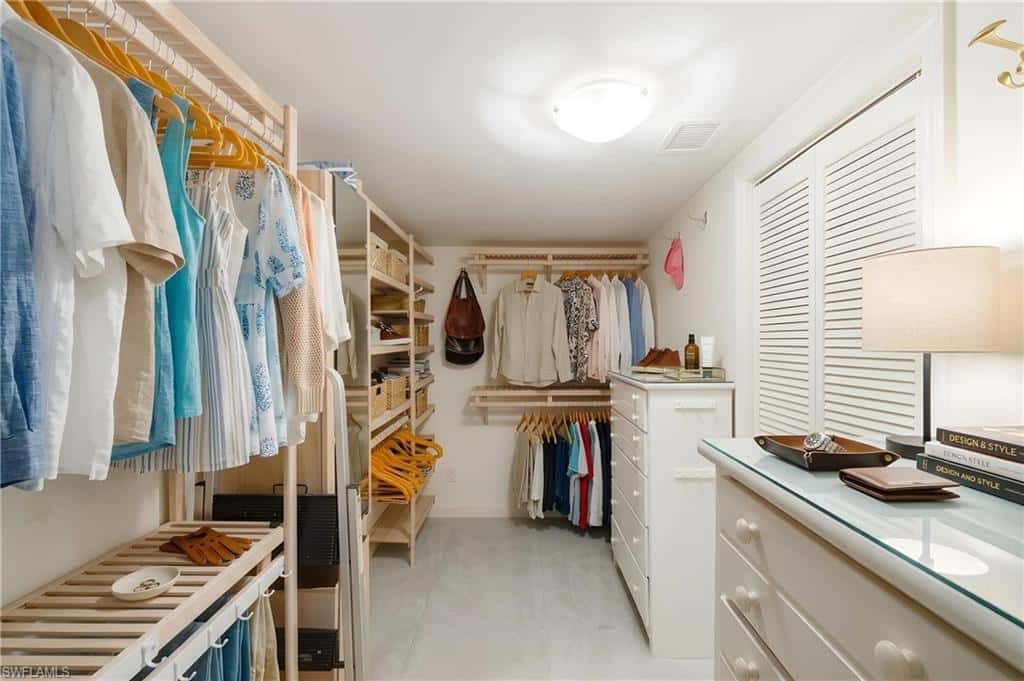 6001 Pelican Bay Blvd #204, Naples, photo 17
