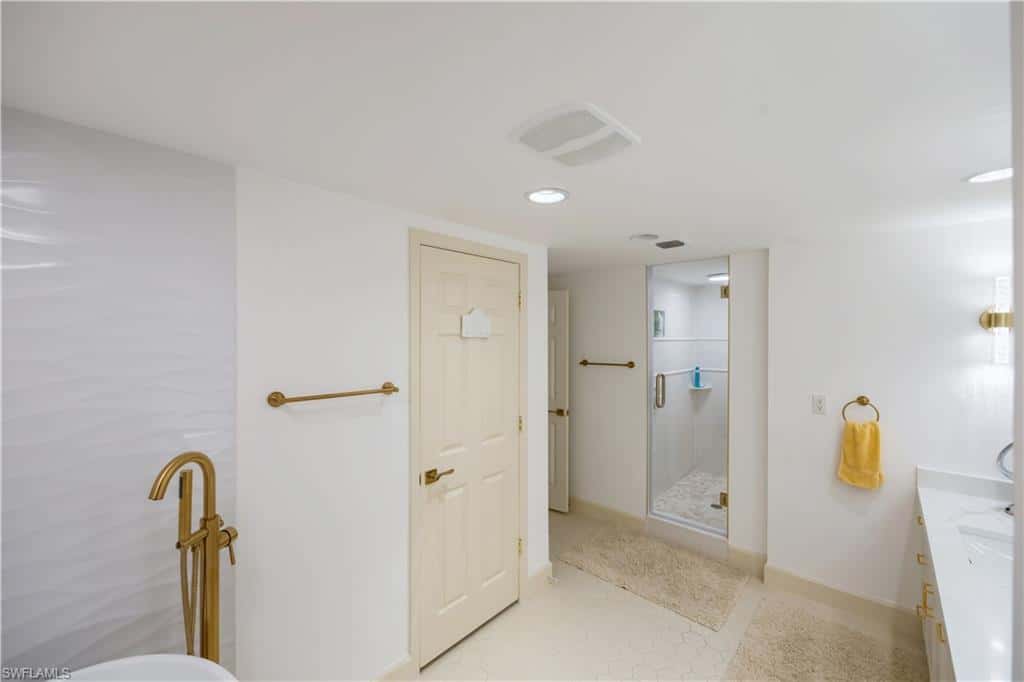 6001 Pelican Bay Blvd #204, Naples, photo 11