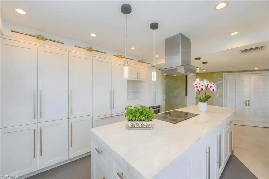 6001 Pelican Bay Blvd #204, Naples, photo 4