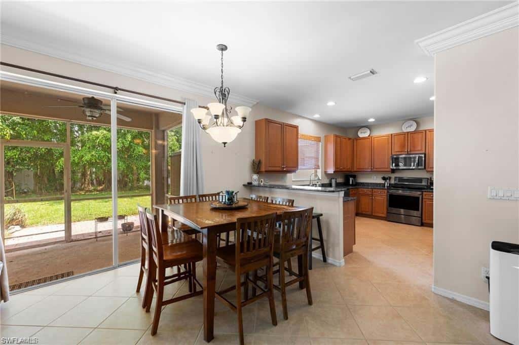 8364 Laurel Lakes Blvd, Naples, photo 12