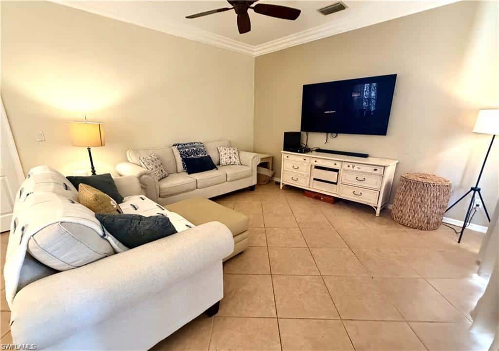 8364 Laurel Lakes Blvd, Naples, photo 18