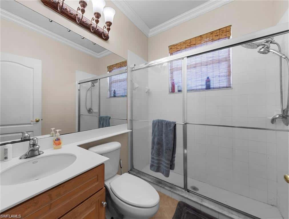 8364 Laurel Lakes Blvd, Naples, photo 39