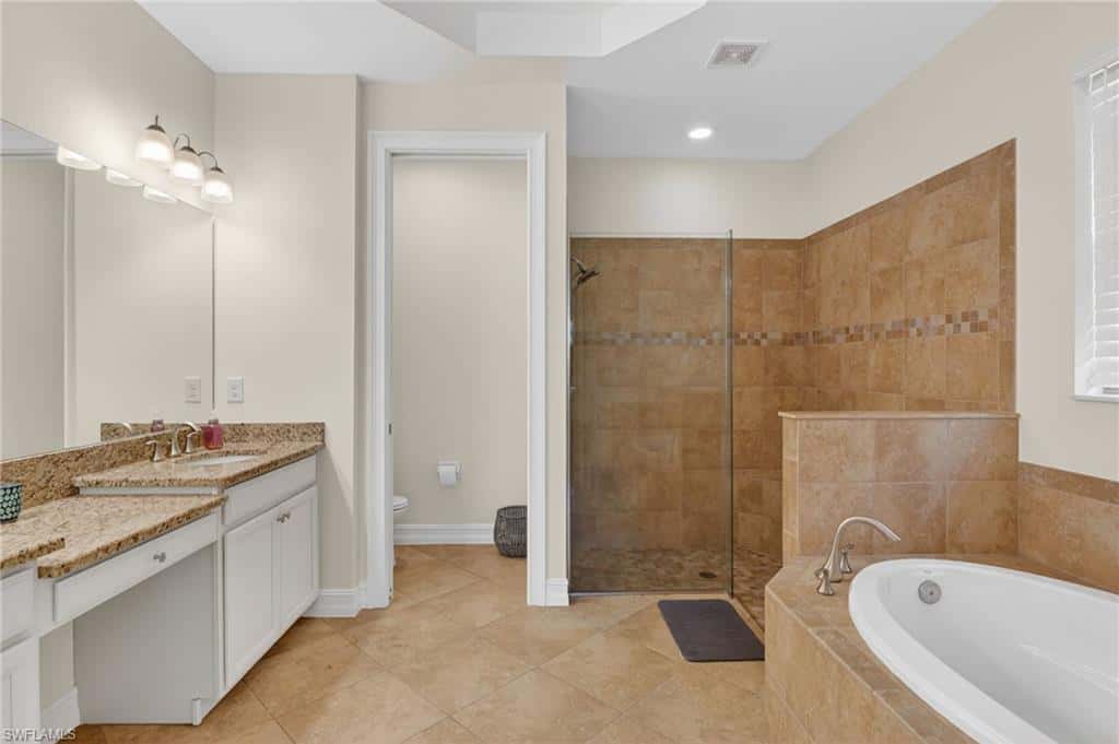 16380 Aberdeen Way, Naples, photo 15